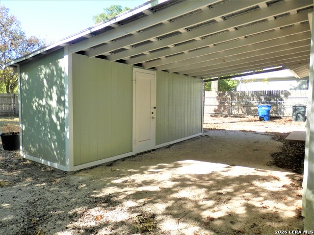 555 N Union Ave Property Photo 28