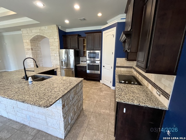 520 Albarella Property Photo 3