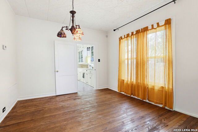 239 E Ligustrum Property Photo 9
