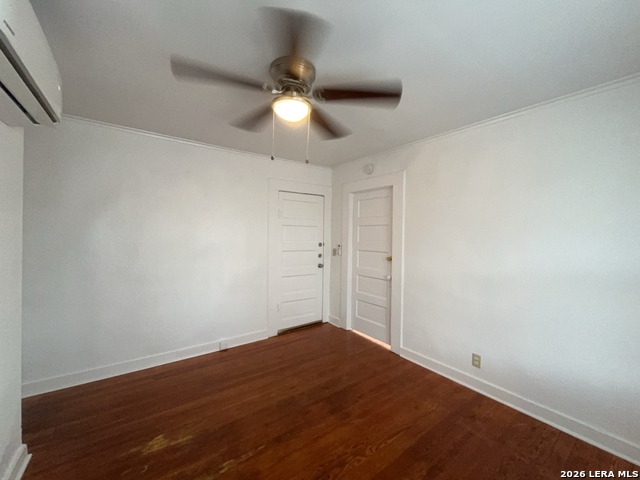 827 Steves Ave Property Photo 9