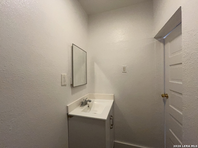 827 Steves Ave Property Photo 16