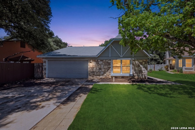 9135 Autumn Waters Property Photo 1