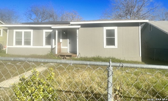 1307 W Hermosa Property Photo 5