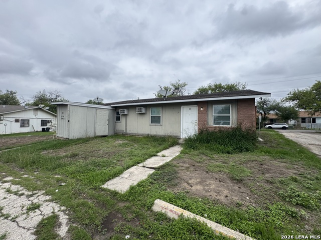 7115 Glen Ter Property Photo 3
