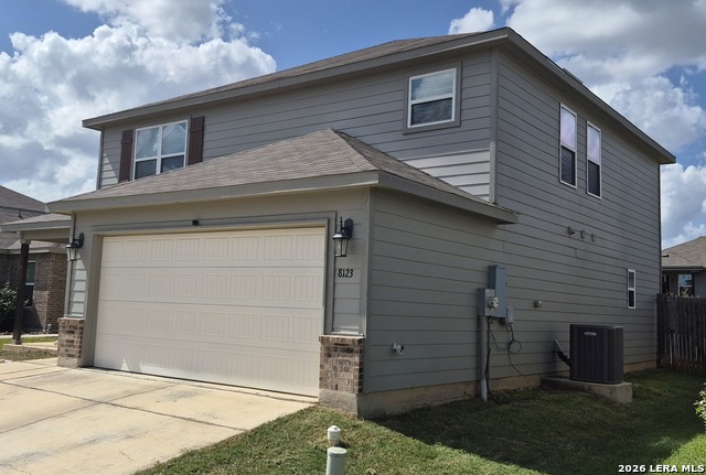 8123 Crestway Landing Property Photo 2