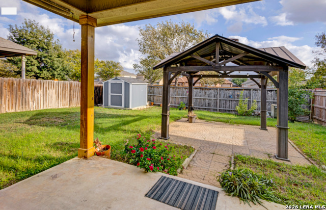 2730 Brighton Park Property Photo 11