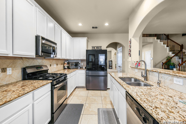 4210 Loring Park Property Photo 10