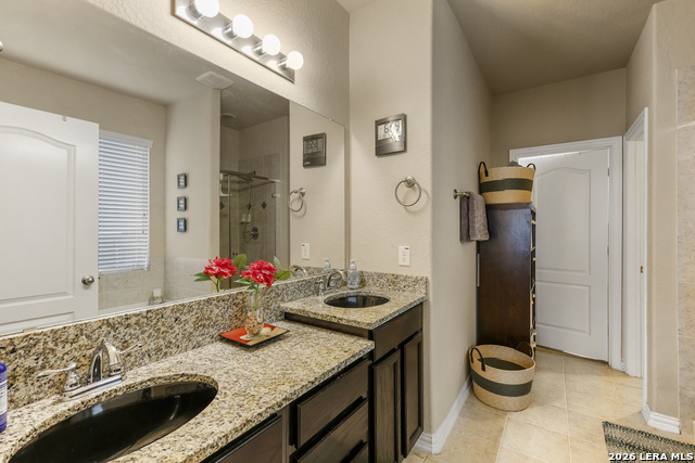 4210 Loring Park Property Photo 15