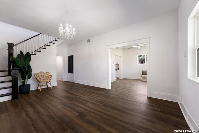 536 Commerce St Property Photo 24