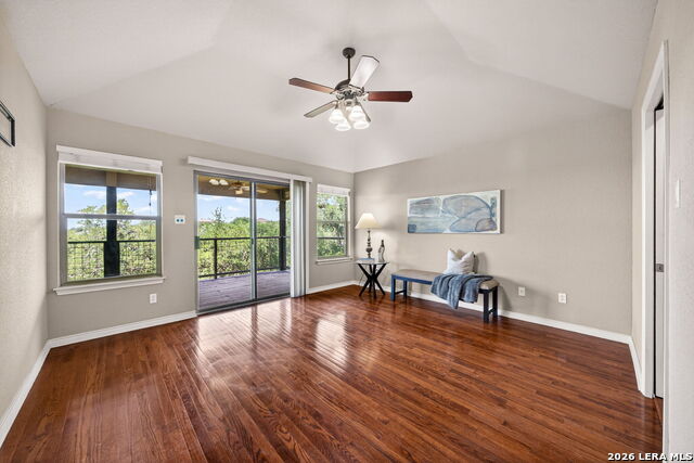 1130 Canyon Spgs Property Photo 11