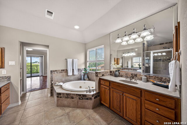 1130 Canyon Spgs Property Photo 26