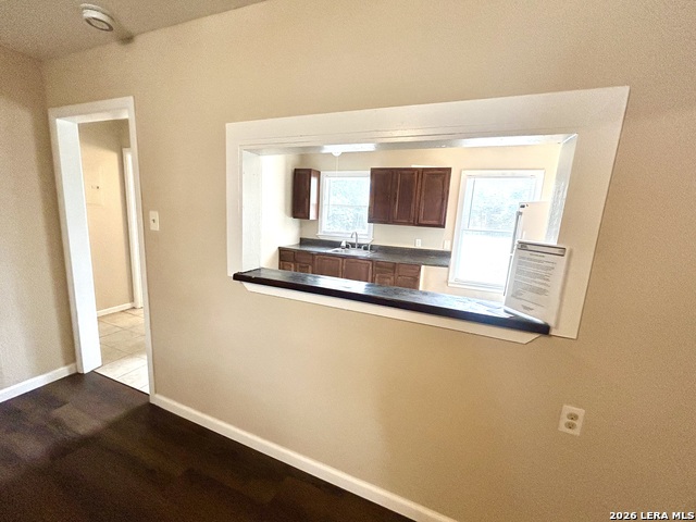218 La Manda Property Photo 6