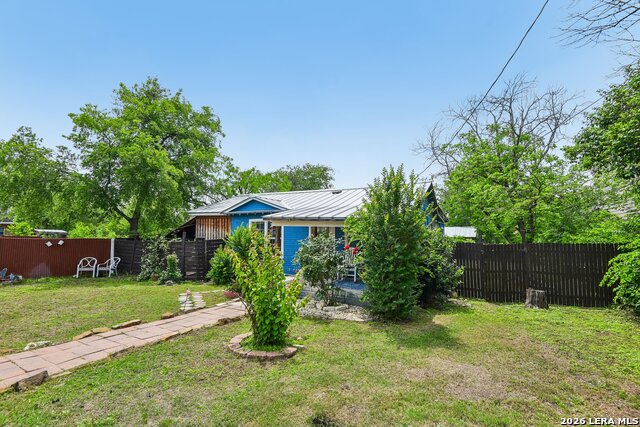 8101 & 8103 Janda Susan Rd Property Photo 7