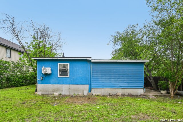 8101 & 8103 Janda Susan Rd Property Photo 19