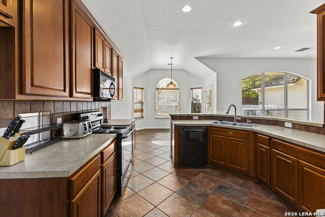 21814 Ruby Run Property Photo 18