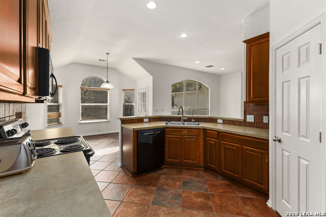 21814 Ruby Run Property Photo 19