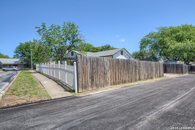 12102 Magnolia Blossom Property Photo 31
