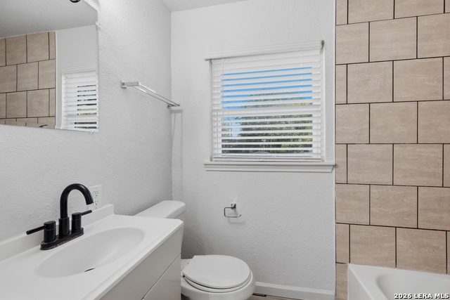 258 Antrim Dr Property Photo 19
