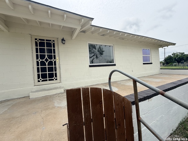 507 W Villaret Property Photo 1