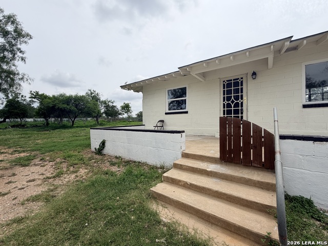 507 W Villaret Property Photo 2