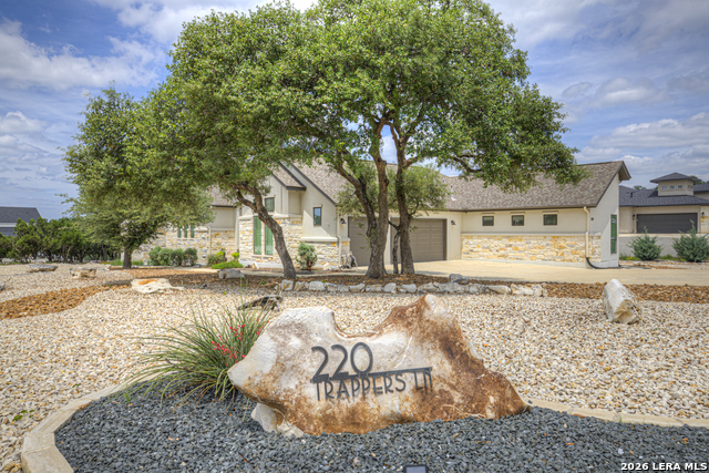 220 Trappers Property Photo 1