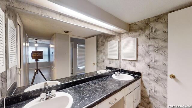 6832 Stockport Property Photo 5