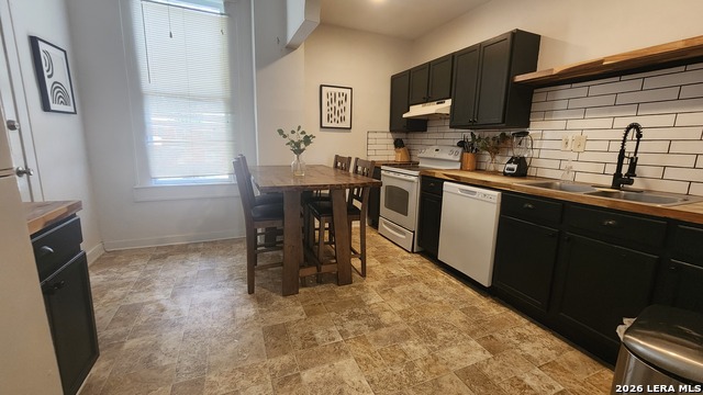 423 W Magnolia Ave Property Photo 3