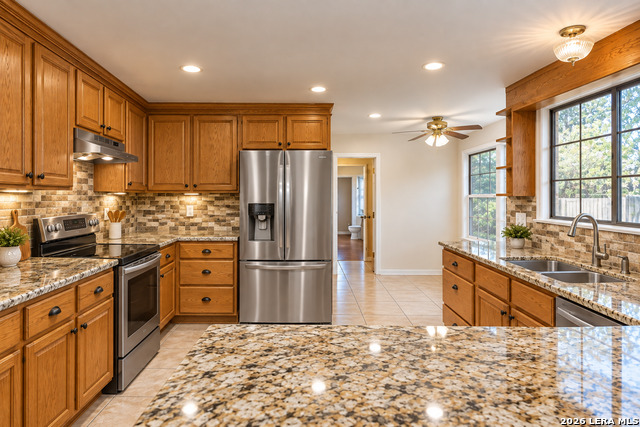 1129 Desert Gold Property Photo 4