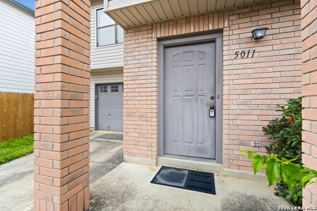 5011 River Kenton Property Photo 2