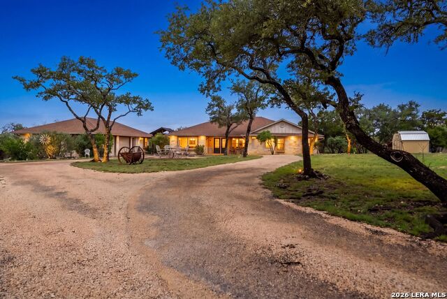 139 N Drew Property Photo 4