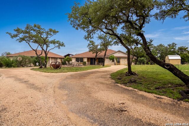 139 N Drew Property Photo 5