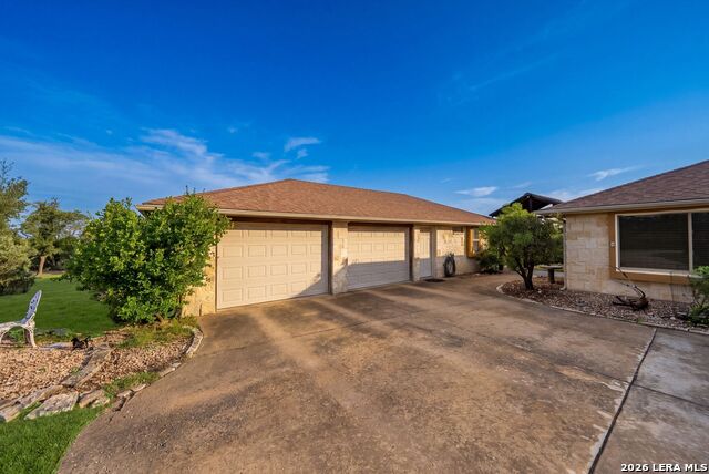 139 N Drew Property Photo 49