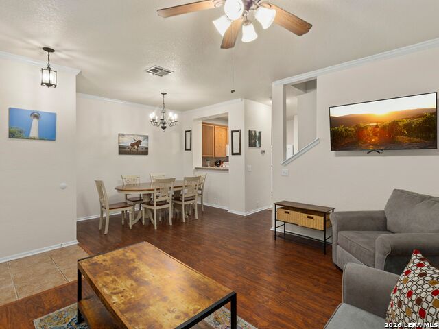 2524 Grayson Cir Property Photo 8