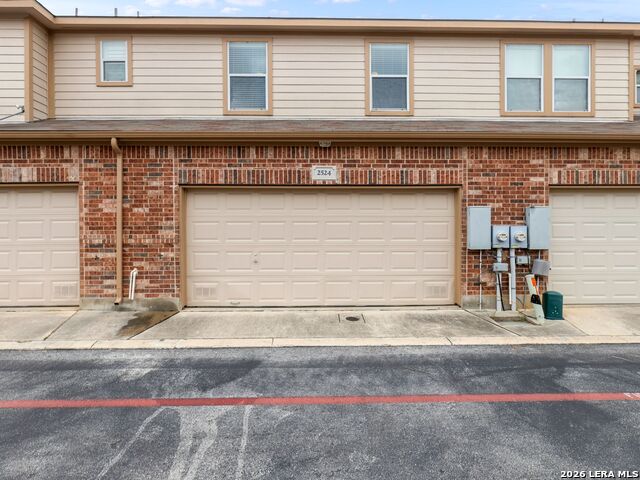 2524 Grayson Cir Property Photo 25