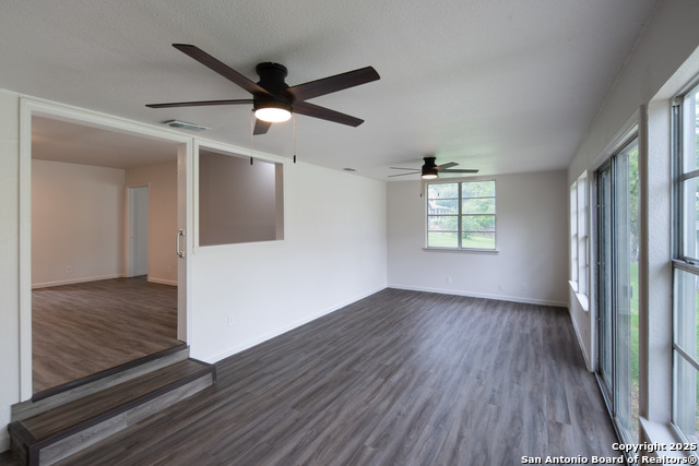 526 Cypress Property Photo 7
