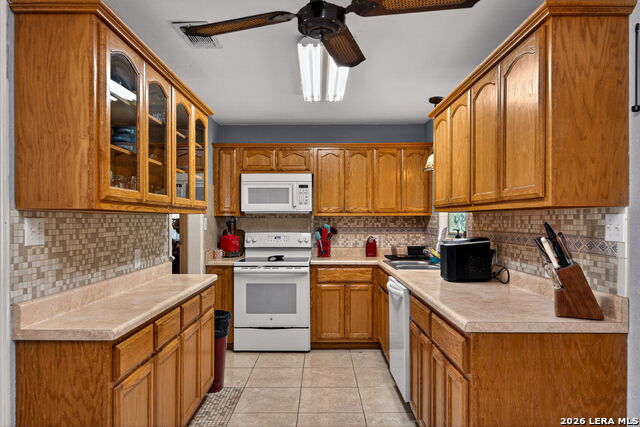 15505 Bradley Property Photo 6