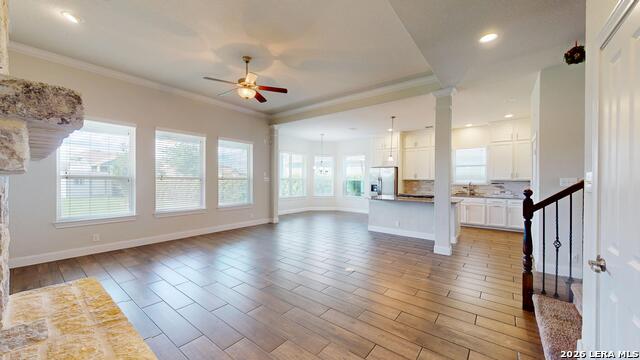 11907 Hollering Pass Property Photo 14