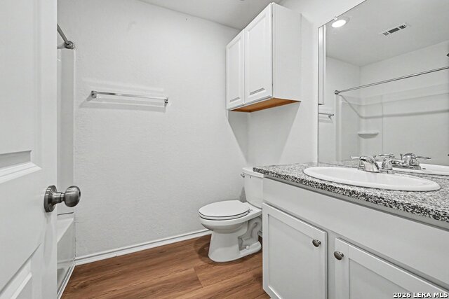 2926 Charpak Dr Property Photo 15