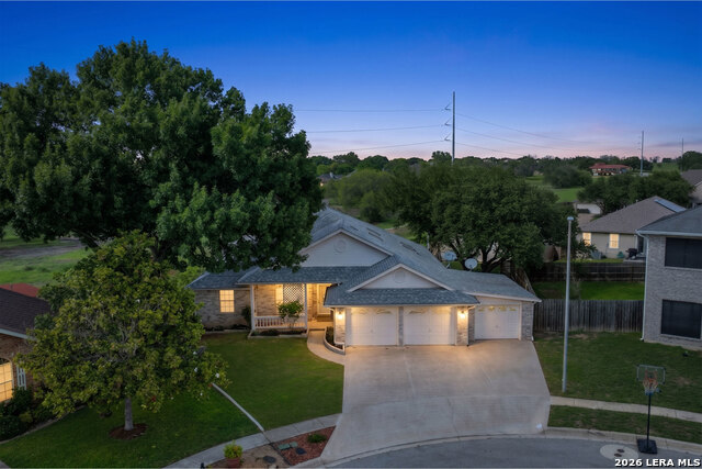 3421 Sherwin Dr Property Photo