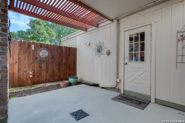 11303 Vance Jackson Property Photo 16