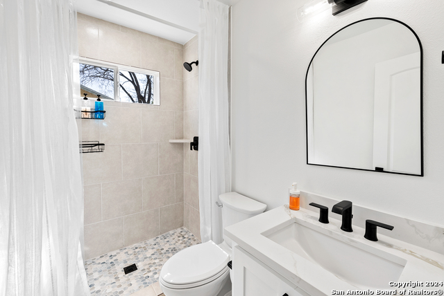 1102 Burleson Property Photo 30