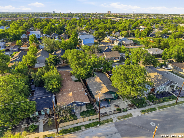 1227 Burnet St Property Photo 32