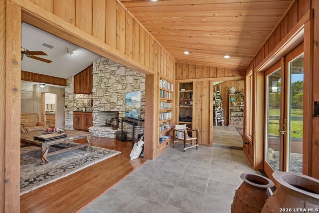 722 W Lacey Oaks Parkway Property Photo 40