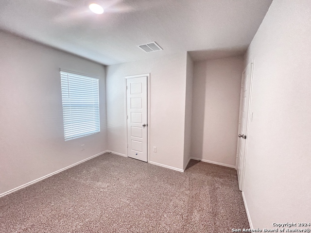 1644 Layne Loop Property Photo 9
