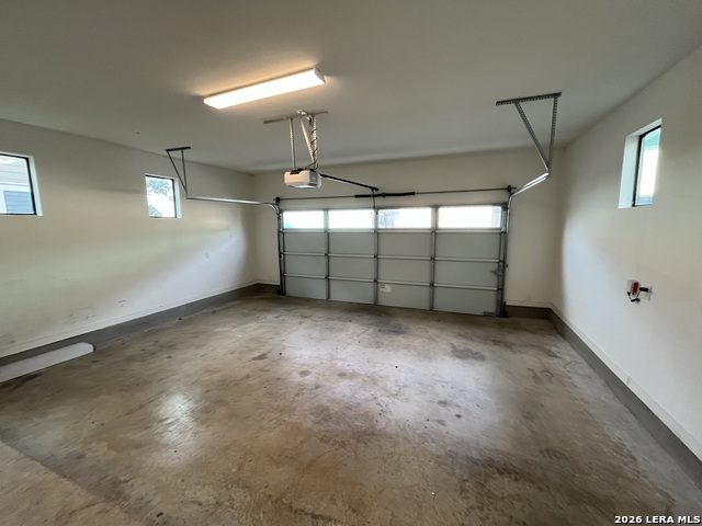 1146 N Olive St Property Photo 25
