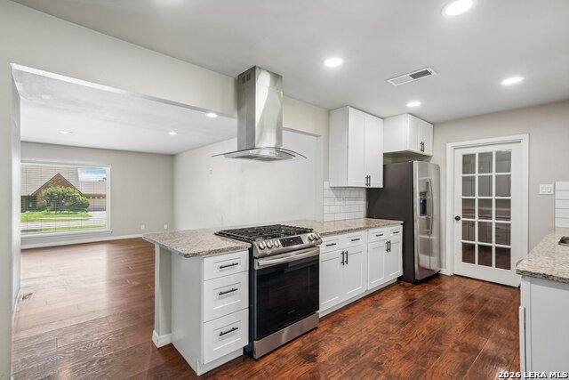 227 Colwyn Pass Property Photo 1