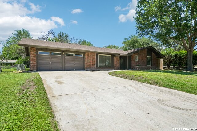 227 Colwyn Pass Property Photo 2