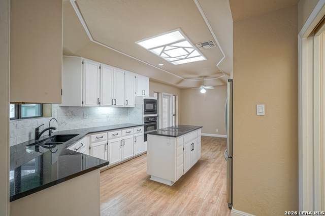 3411 Wellsprings Dr Property Photo 18