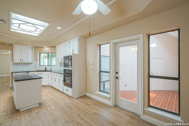 3411 Wellsprings Dr Property Photo 24