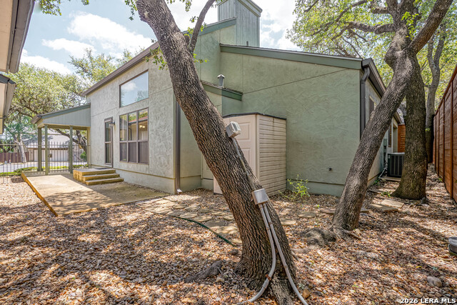 3411 Wellsprings Dr Property Photo 43